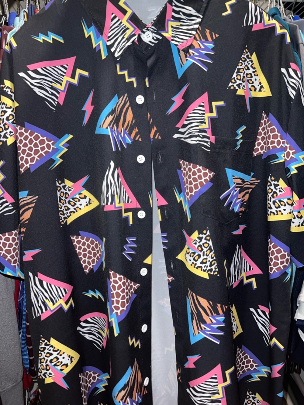 Men's 90’s Black Geo-Print Short Sleeve Shirt